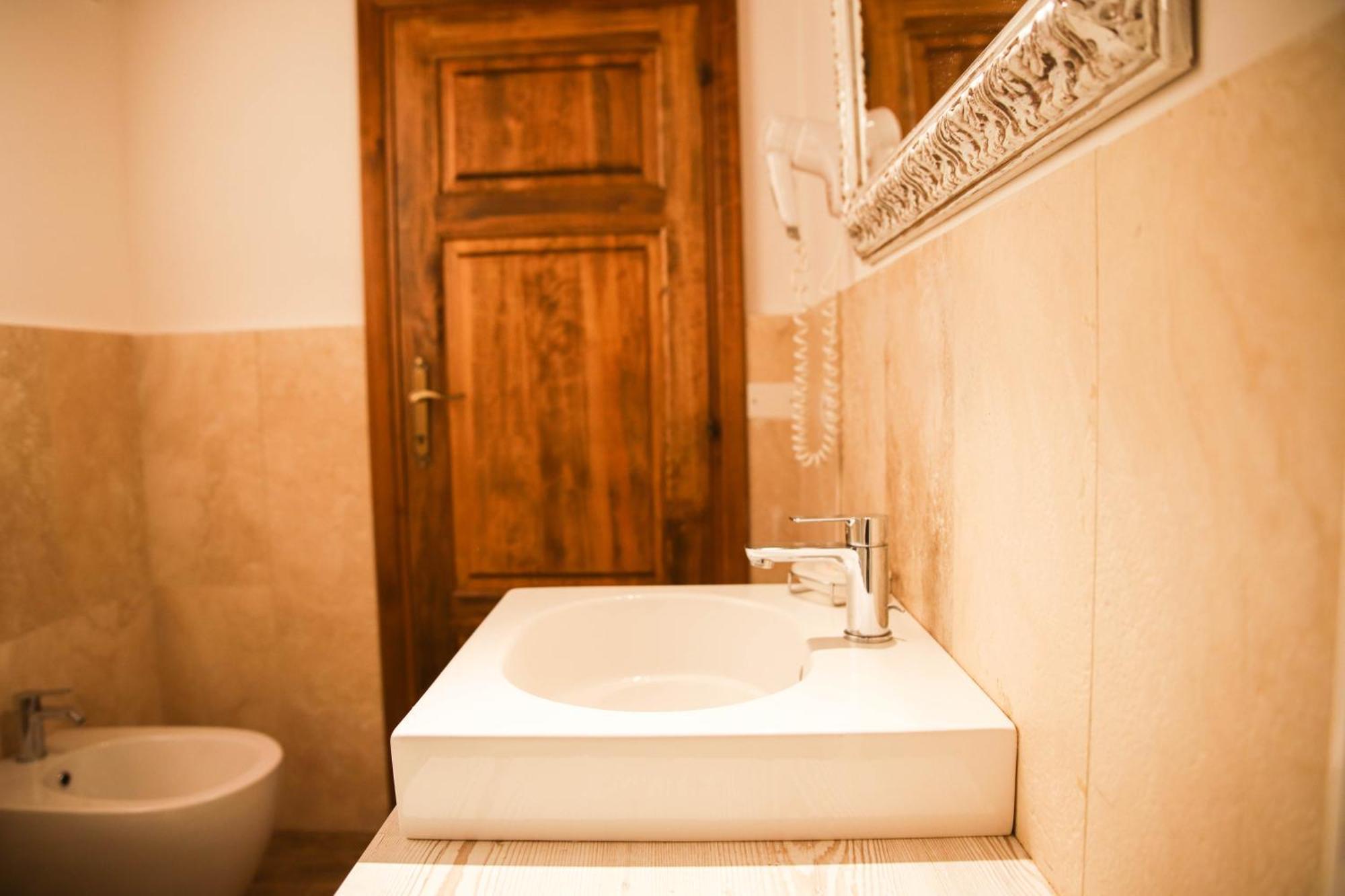 Country House Poggio Aione Guest House Catabbio Exterior photo