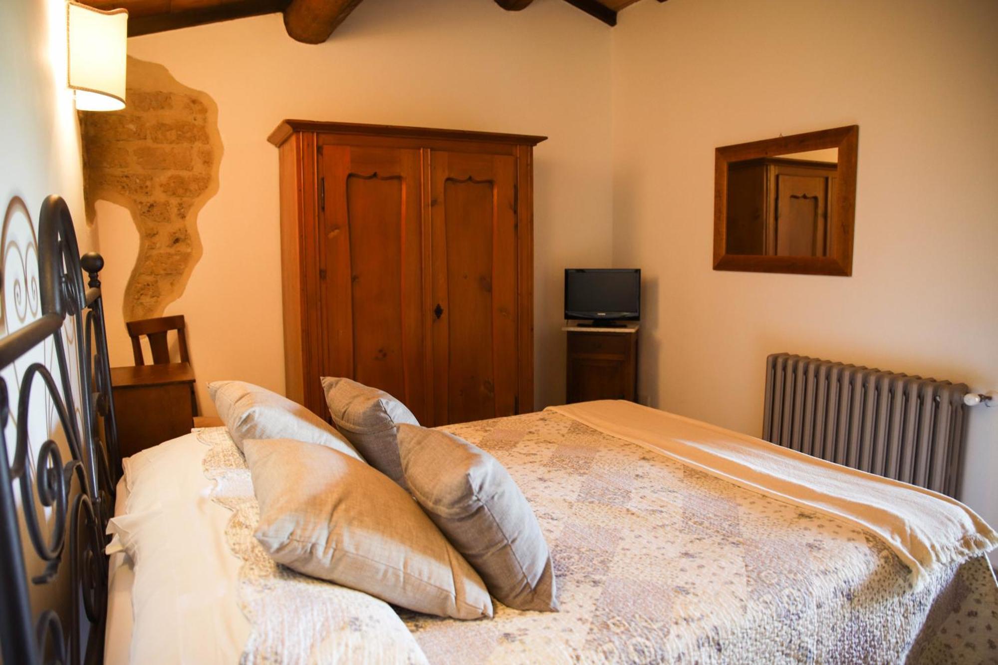 Country House Poggio Aione Guest House Catabbio Exterior photo